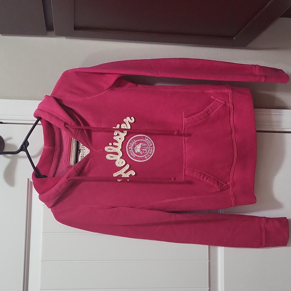 Hollister sweater